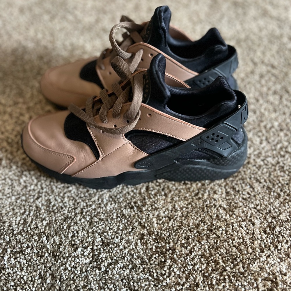 Nike Huarache Toadstool